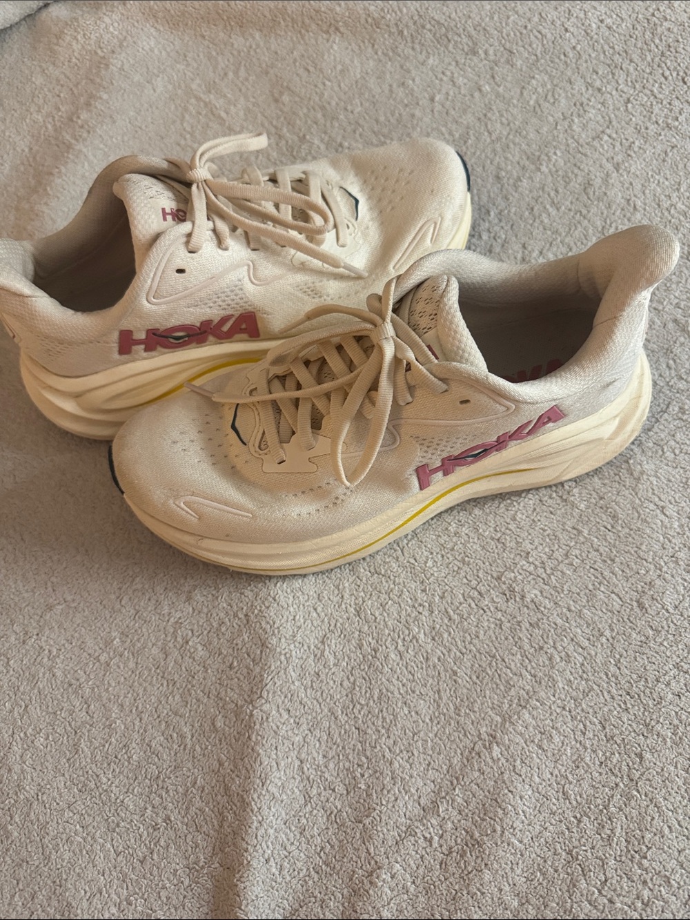 Hoka Cream Running Shoes Clifton 10 size 6.5